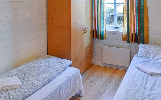6 Person Holiday Home in Aukra
