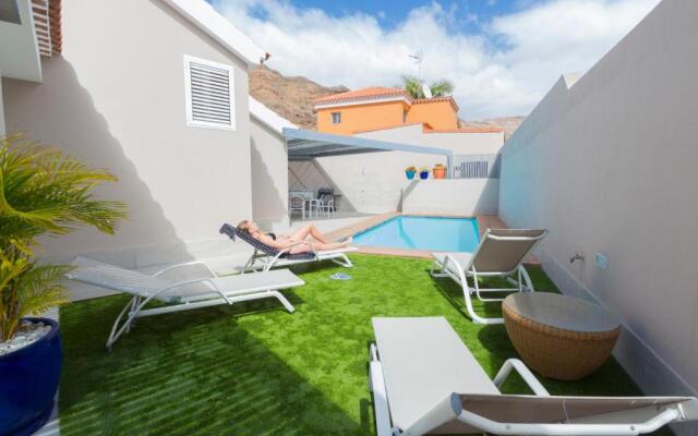 Villa Santiago