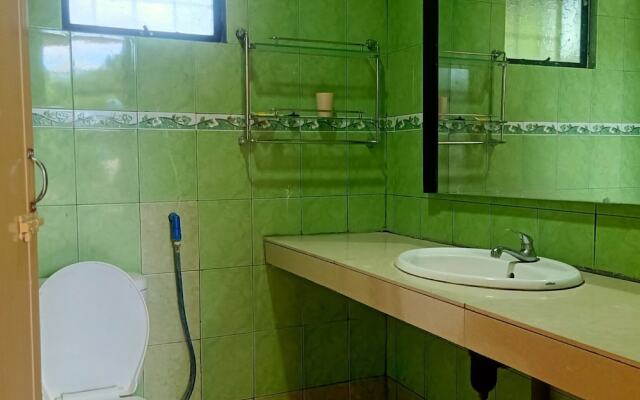 OYO Home 90352 Muan's Homestay