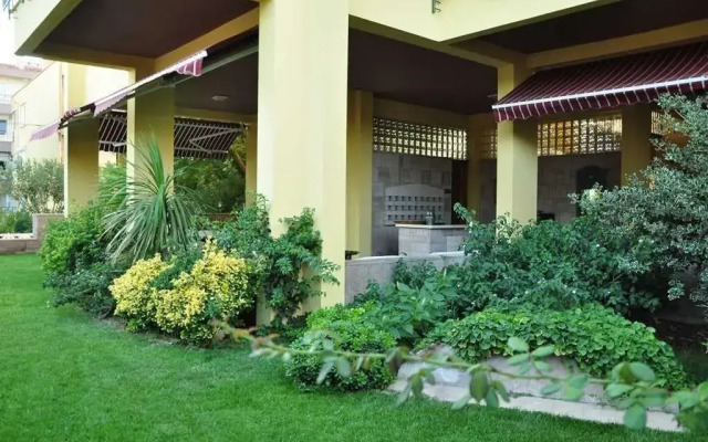 Palm Court Suites