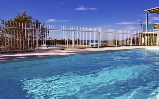 Anglesea Lodge