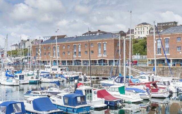 Marina View - 3 Bedroom - Milford Haven