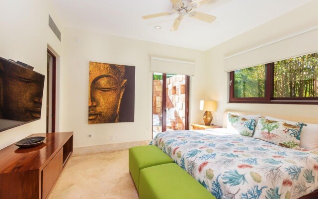 Sunny Vacation Villa 44