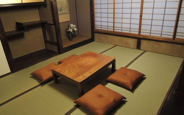 Kyoto Machiya Sanjojuku