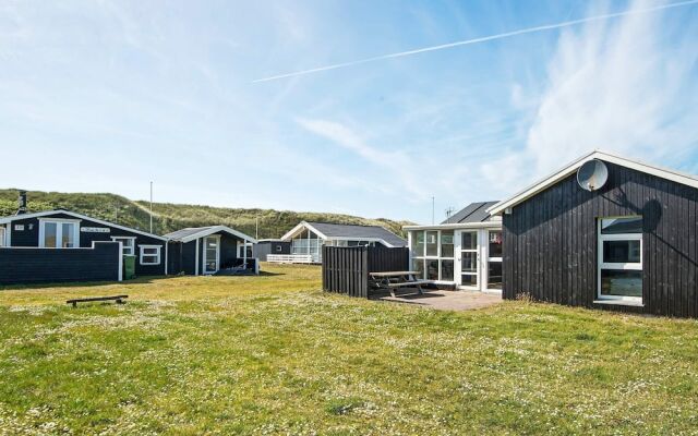 Cosy Holiday Home in Ulfborg Near Beach