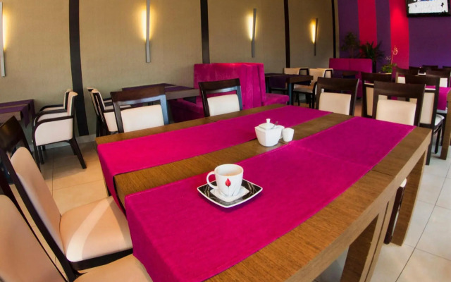 Hotton Hotel
