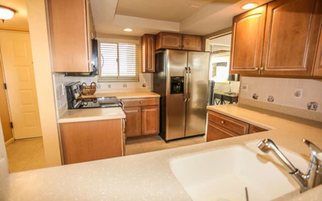 Boardwalk Caper PH4 1104