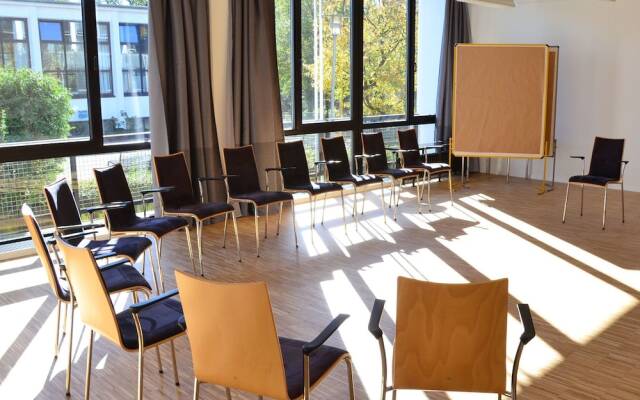 Bildungs- und Tagungshaus Haus Neuland