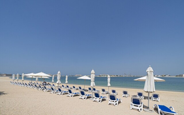 Grandeur Living 2BR plus Maid with Beach Access