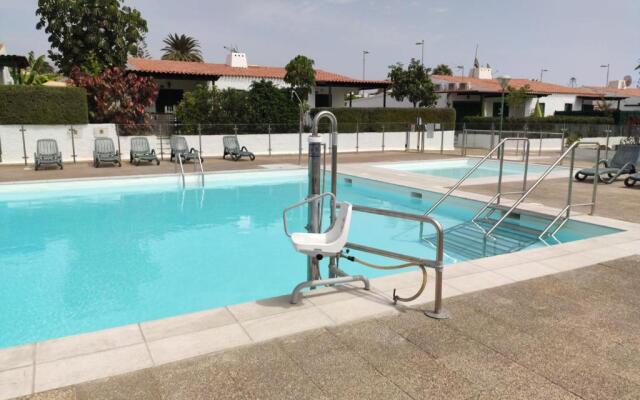 Prívate bungalow a 200 meters to Yumbo center