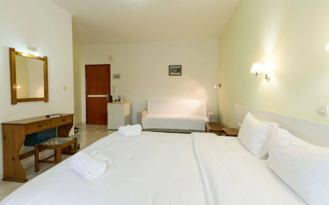 Revekka Rooms