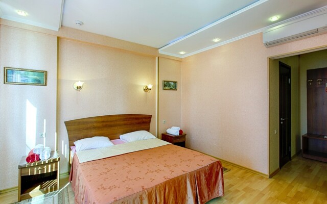Delfin Hotel