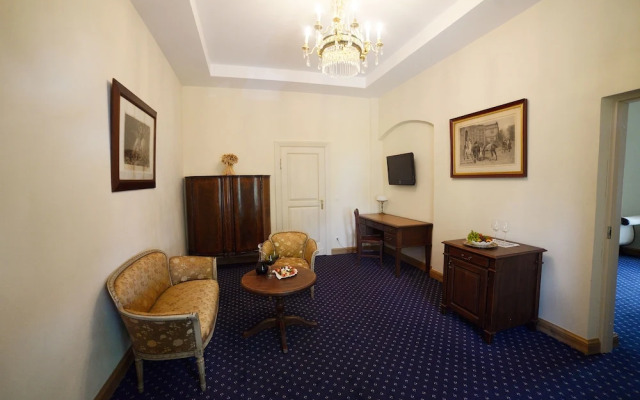 Bistrampolis Manor Boutique Hotel