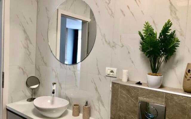 New modern apart near Center at Vivalia grand v9