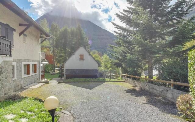 Appartement Cauterets, 3 pièces, 4 personnes - FR-1-401-168