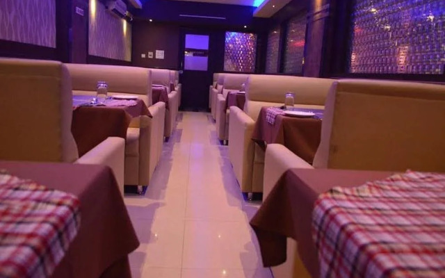 Hotel Century Executive by OYO Rooms