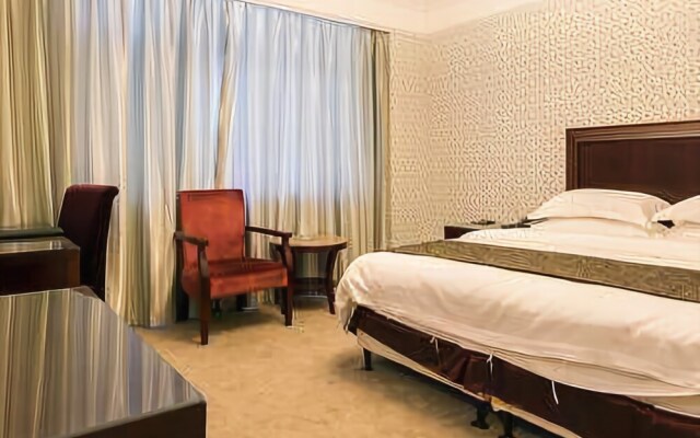 Home Inn Huaxuan Select Hotel (Jiaxing Wanda Plaza Branch)