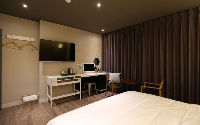 Hotel Bridge