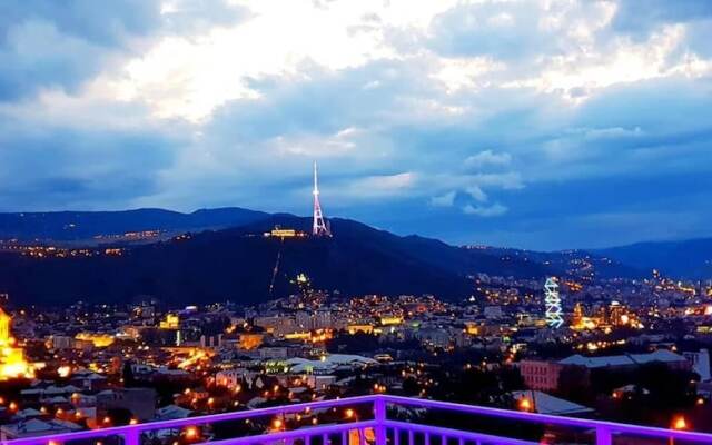 Отель Upstairs Hotel Tbilisi