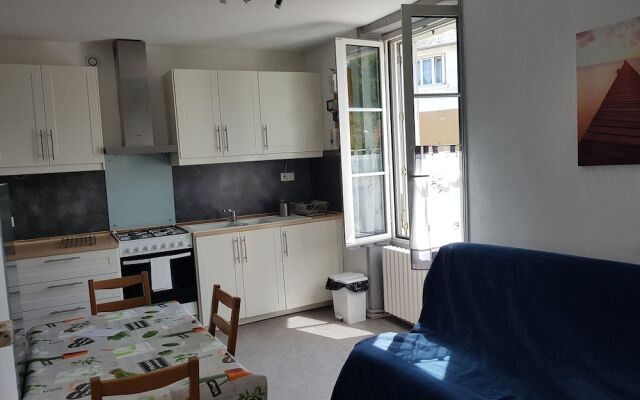 Meublés de la roche - Rue de Falck