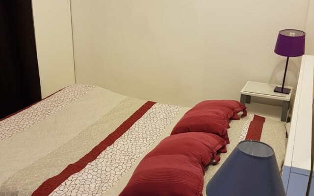 Lady's Joffre Palazzo