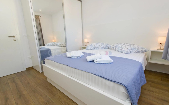 Penthouse With Panoramic View Ally