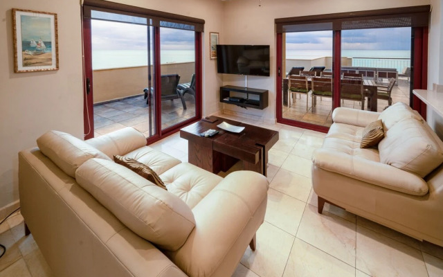 Faro Reef 401 by NAS