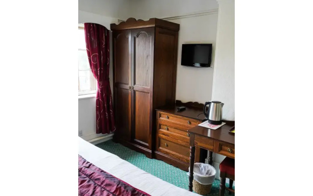 The Fox & Hounds Hotel