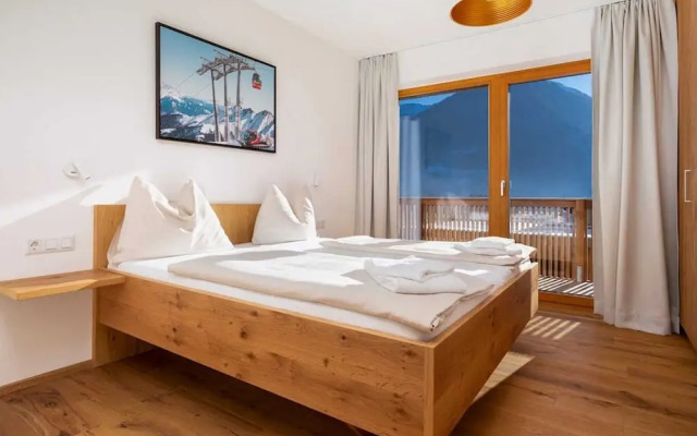 Exclusive Chalet With Sauna and Glacier View