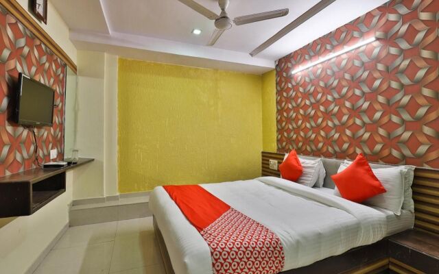 OYO 29992 Hotel Shreeji Palace
