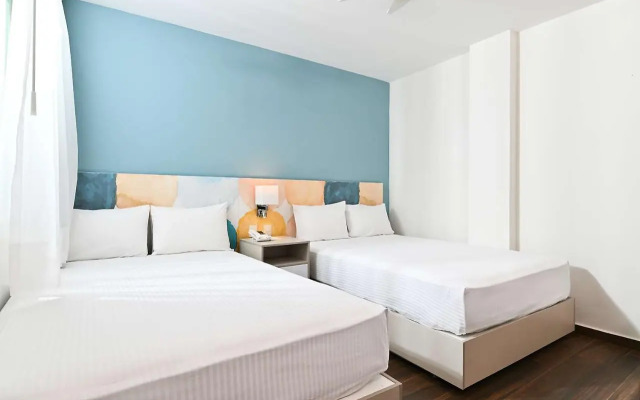 Vista Express Guadalajara Expo SureStay Collection by BW