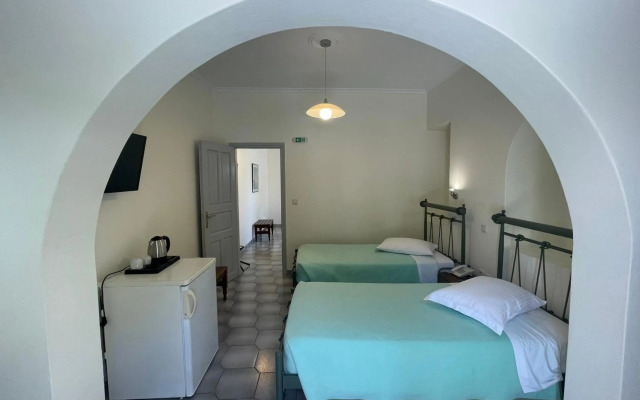 Albatros Hotel