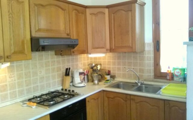 Villa In Lucca Placed in a Residential Area, all Services Nearby