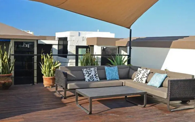 Lotus Apartments