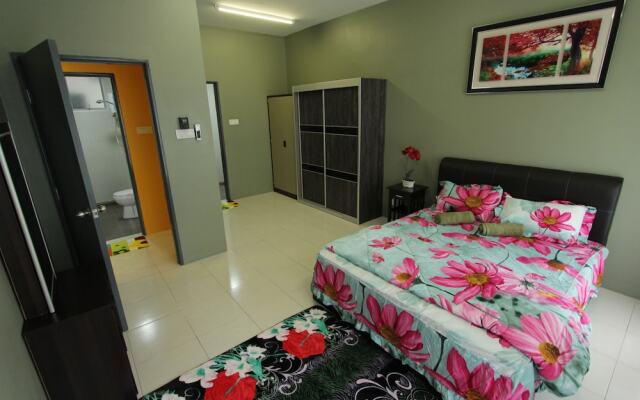 Homestay Casa Mewah at Hijauan Heights