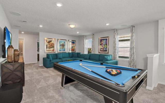 Private Pool Villa W/pool Table, On-site Waterpark