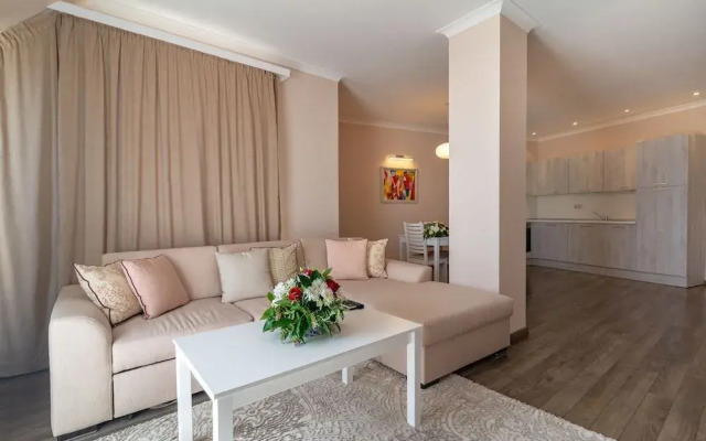 La Mer Residence Beach Apartment