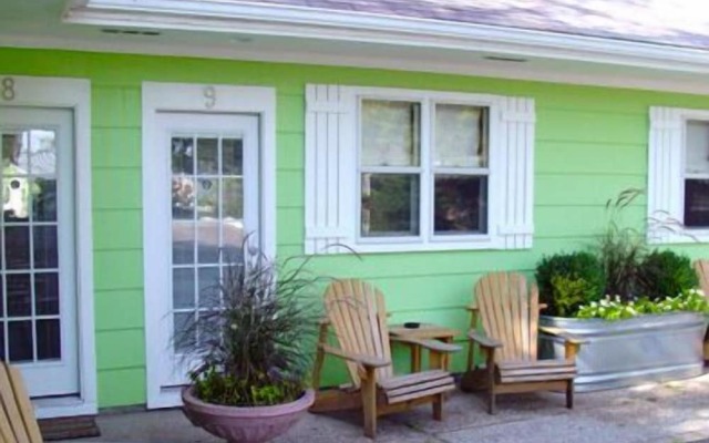 The Pines Motorlodge