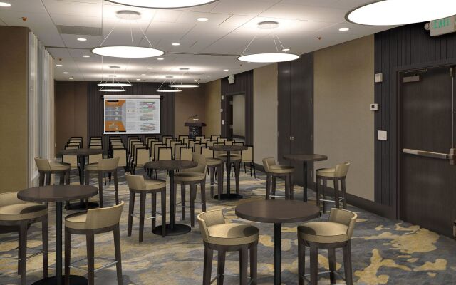 Delta Hotels by Marriott Seattle Everett