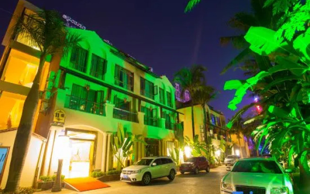 Xishuangbanna Lanzhu Villa Hotel