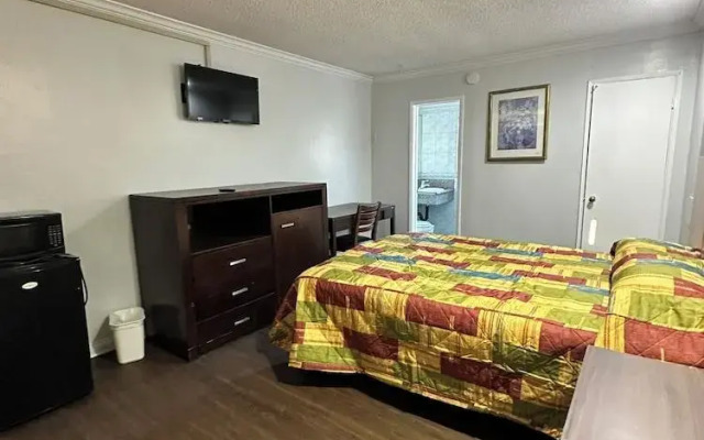 Heritage Inn