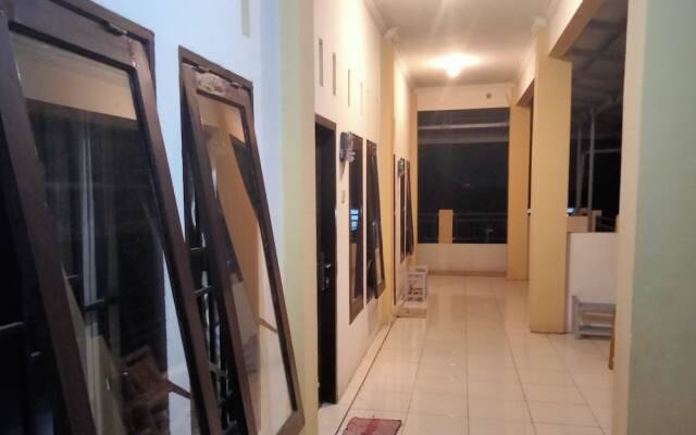 Bintang Khanida Syariah by ecommerceloka