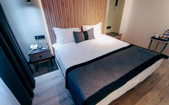 Polek Hotel