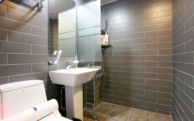 Yeongdeungpogucheong Station SL