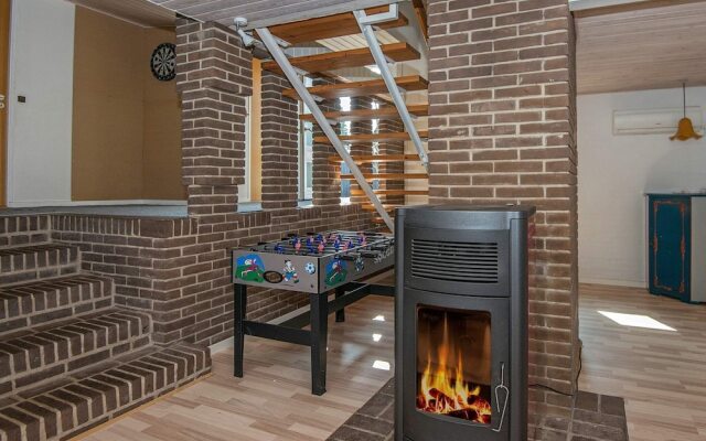 Pleasant Holiday Home in Ebeltoft With Private Whirlpool
