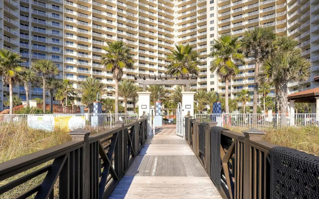 Shores of Panama by Forehand Rentals