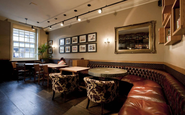 The George Hotel
