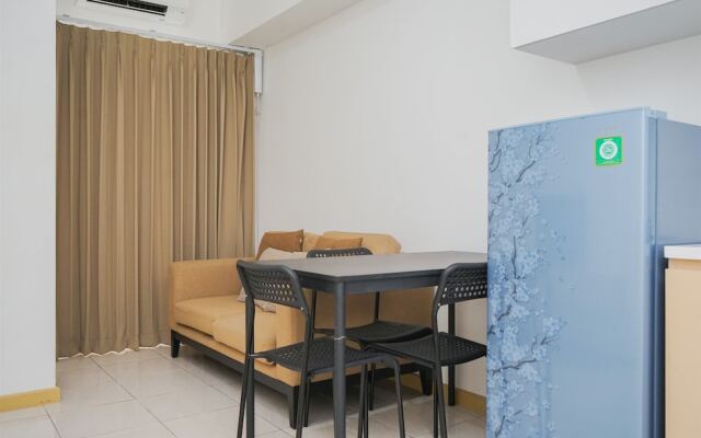Nice And Comfy 2Br Apartment At M-Town Residence Near Summarecon