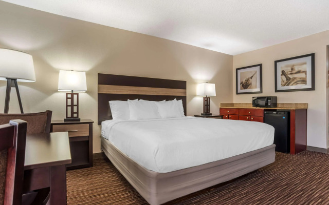 Best Western Oak Manor