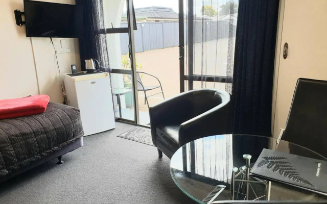 Barrington Motel